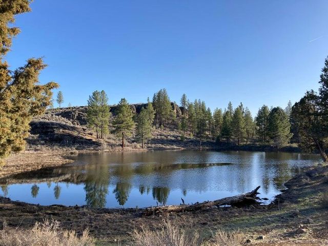 33341 Indian Lake Drive, Sprague River, OR 97639