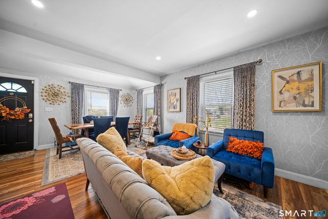 21 Highland Avenue, East Haven, CT 06512