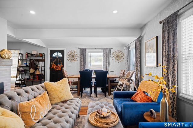 21 Highland Avenue, East Haven, CT 06512