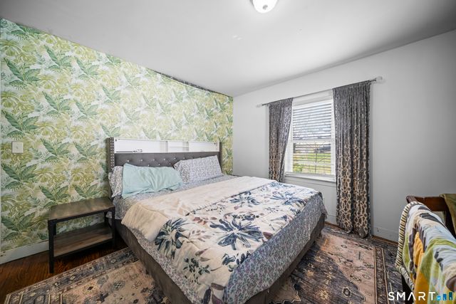 21 Highland Avenue, East Haven, CT 06512