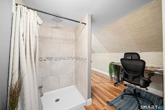 21 Highland Avenue, East Haven, CT 06512