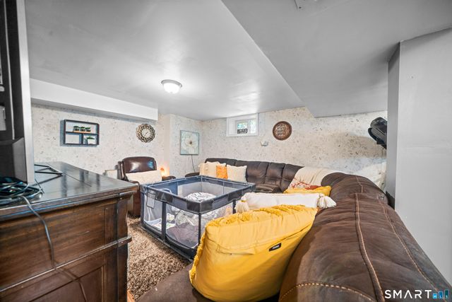 21 Highland Avenue, East Haven, CT 06512