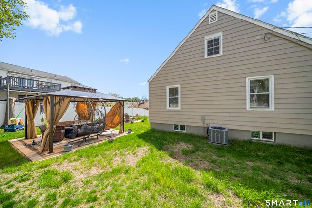 21 Highland Avenue, East Haven, CT 06512