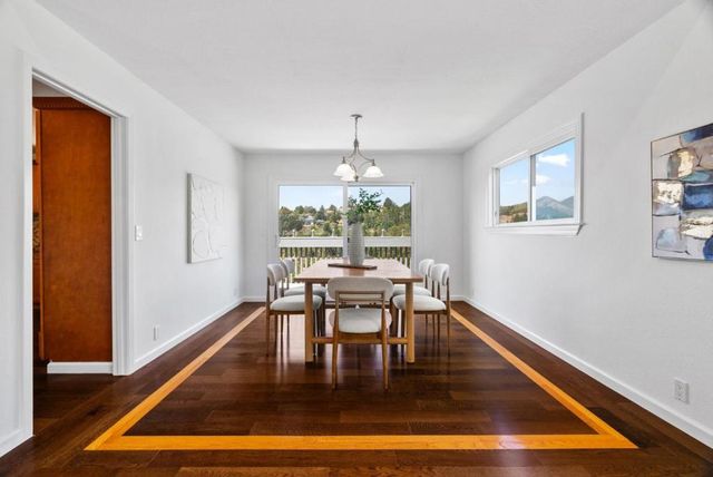 9 Humboldt Court, Pacifica, CA 94044