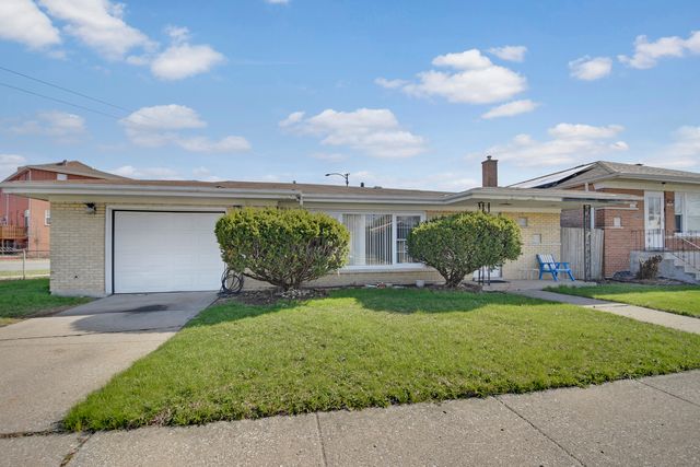 3801 W 84th Place, Chicago, IL 60652