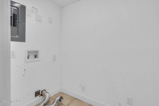 1616 Lewis Avenue, Biloxi, MS 39531