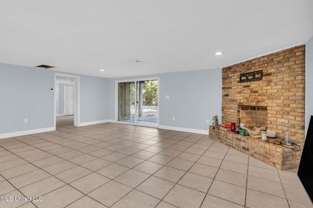 1616 Lewis Avenue, Biloxi, MS 39531