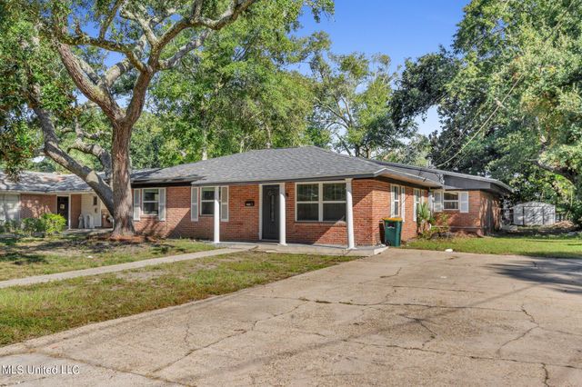 1616 Lewis Avenue, Biloxi, MS 39531