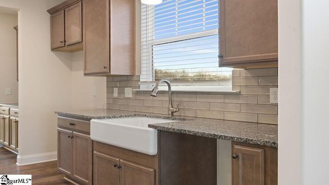 1181 Clearbrook Lane, Campobello, SC 29322