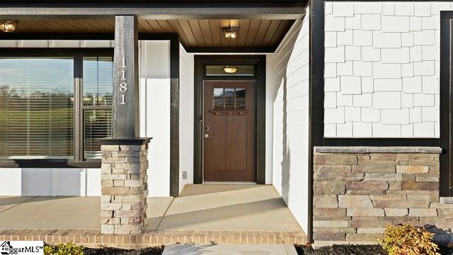 1181 Clearbrook Lane, Campobello, SC 29322