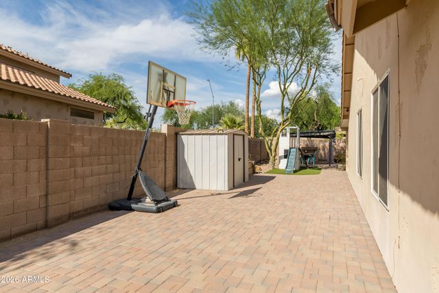 22527 N 74TH Avenue, Glendale, AZ 85310