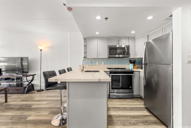 1777 Ala Moana Boulevard 413, Honolulu, HI 96815