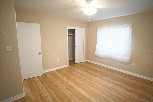 1424 E PARK CIRCLE, Tampa, FL 33604