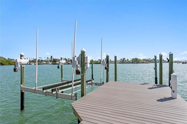 2903 PASS A GRILLE WAY, St Pete Beach, FL 33706