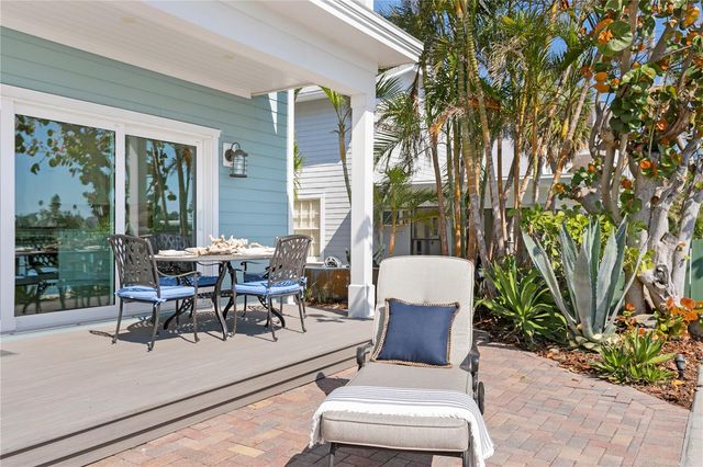 2903 PASS A GRILLE WAY, St Pete Beach, FL 33706