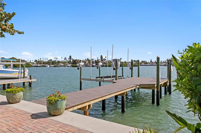 2903 PASS A GRILLE WAY, St Pete Beach, FL 33706