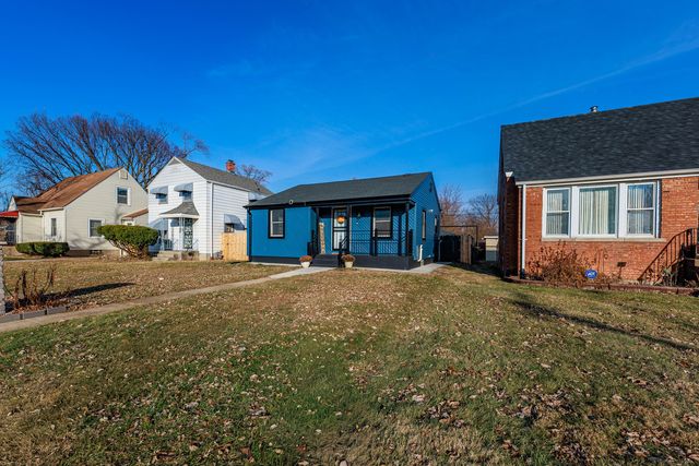 93 E 151st Street E, Harvey, IL 60426