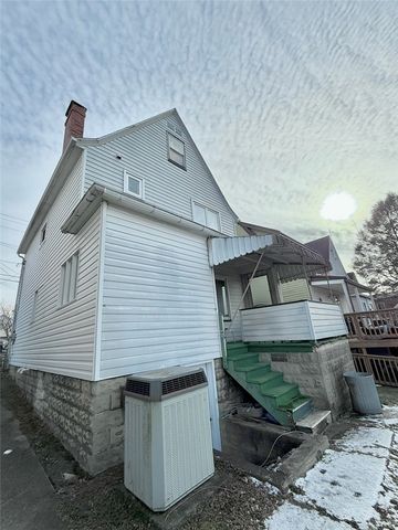 544 Pearl St, Brownsville, PA 15417