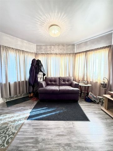 544 Pearl St, Brownsville, PA 15417