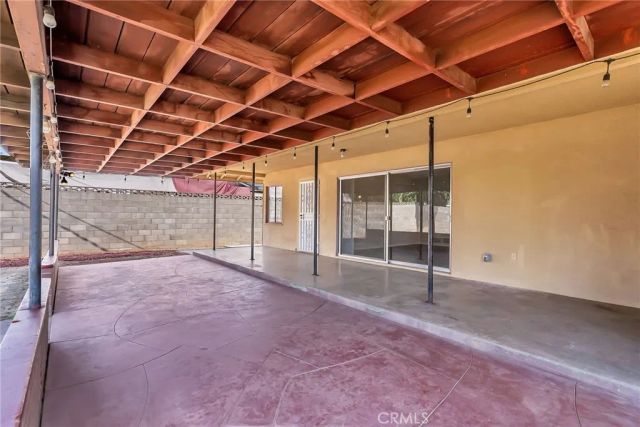 5943 Grand Avenue, Riverside, CA 92504