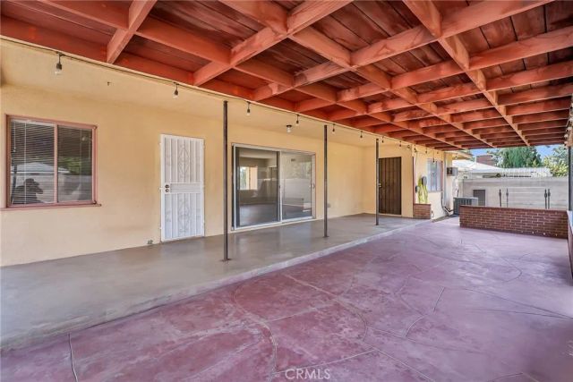 5943 Grand Avenue, Riverside, CA 92504