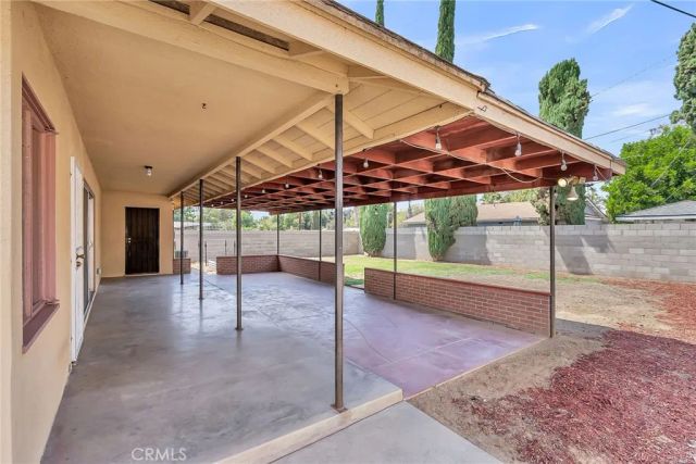 5943 Grand Avenue, Riverside, CA 92504