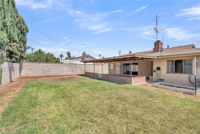 5943 Grand Avenue, Riverside, CA 92504