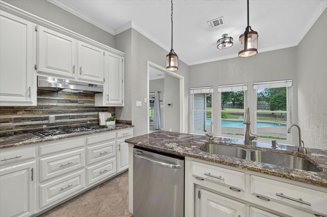 909 San Saba Drive, Southlake, TX 76092