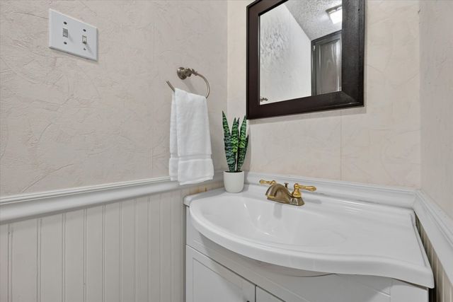 909 San Saba Drive, Southlake, TX 76092