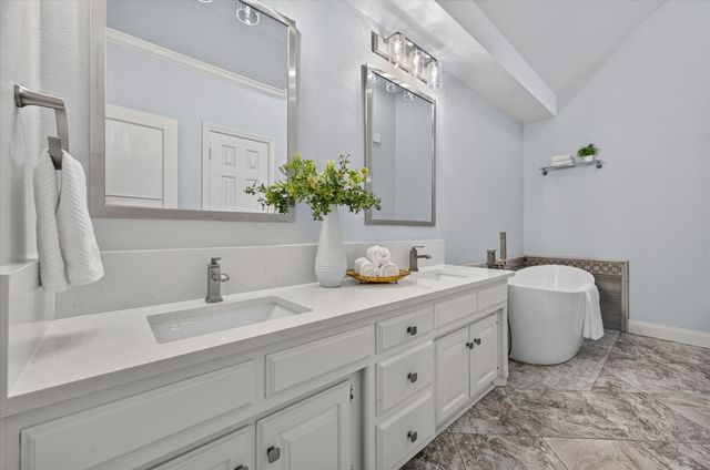 909 San Saba Drive, Southlake, TX 76092