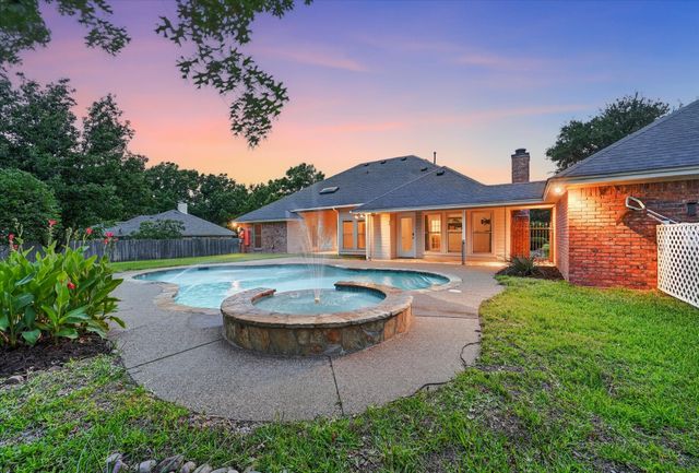 909 San Saba Drive, Southlake, TX 76092