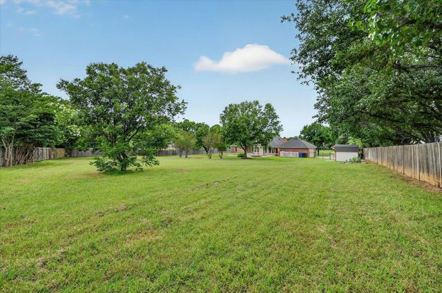 909 San Saba Drive, Southlake, TX 76092