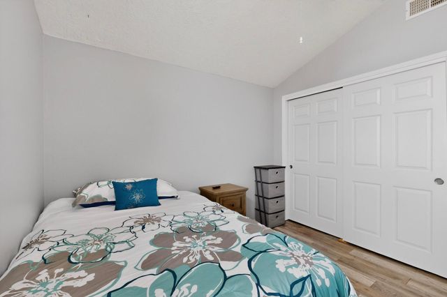 45 Castle Rock Road SE, Rio Rancho, NM 87124
