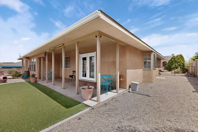 45 Castle Rock Road SE, Rio Rancho, NM 87124