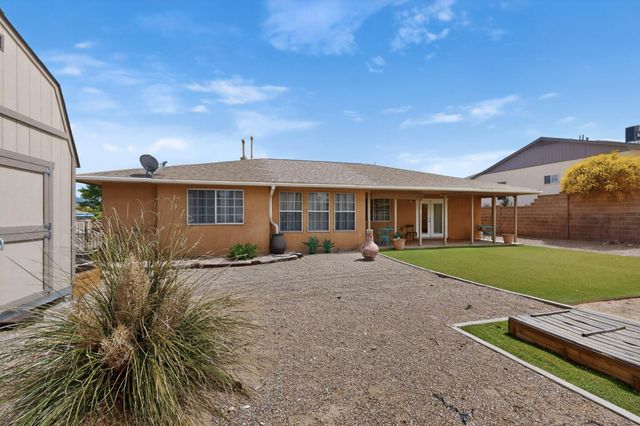 45 Castle Rock Road SE, Rio Rancho, NM 87124