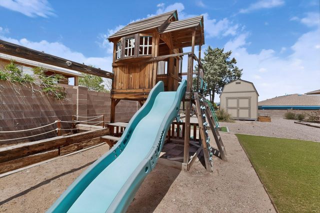 45 Castle Rock Road SE, Rio Rancho, NM 87124