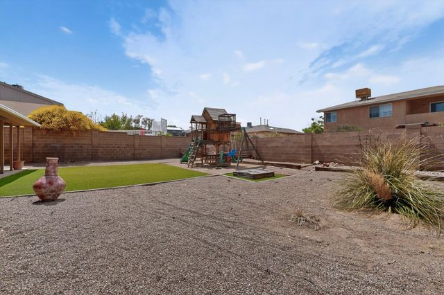 45 Castle Rock Road SE, Rio Rancho, NM 87124