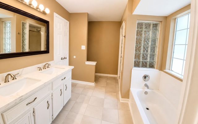 19603 Gamble Oak Dr Drive, Humble, TX 77346