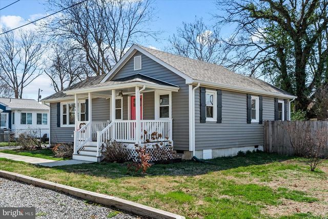 106 JEFFERSON ST, Colonial Beach, VA 22443