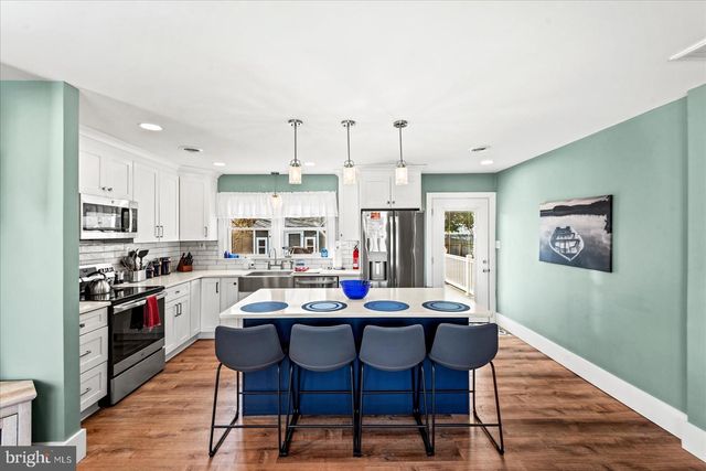 106 JEFFERSON ST, Colonial Beach, VA 22443