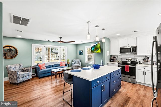 106 JEFFERSON ST, Colonial Beach, VA 22443