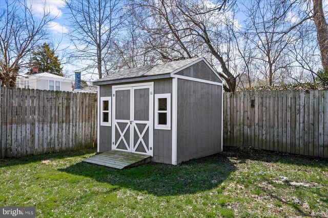 106 JEFFERSON ST, Colonial Beach, VA 22443