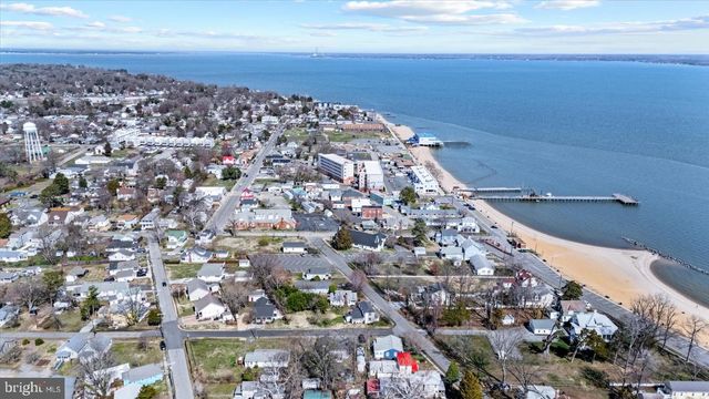 106 JEFFERSON ST, Colonial Beach, VA 22443