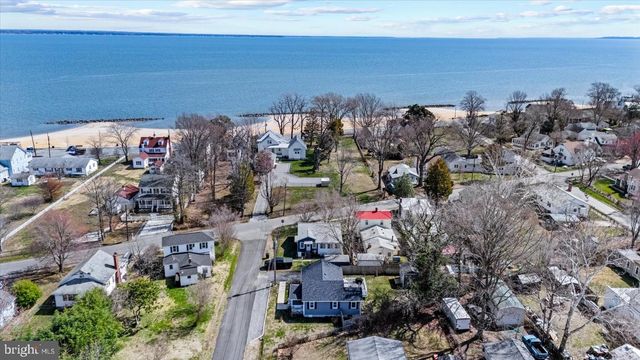 106 JEFFERSON ST, Colonial Beach, VA 22443