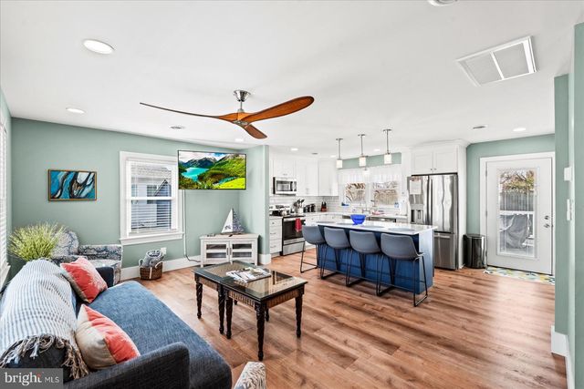 106 JEFFERSON ST, Colonial Beach, VA 22443