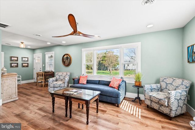 106 JEFFERSON ST, Colonial Beach, VA 22443