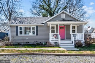 106 JEFFERSON ST, Colonial Beach, VA 22443