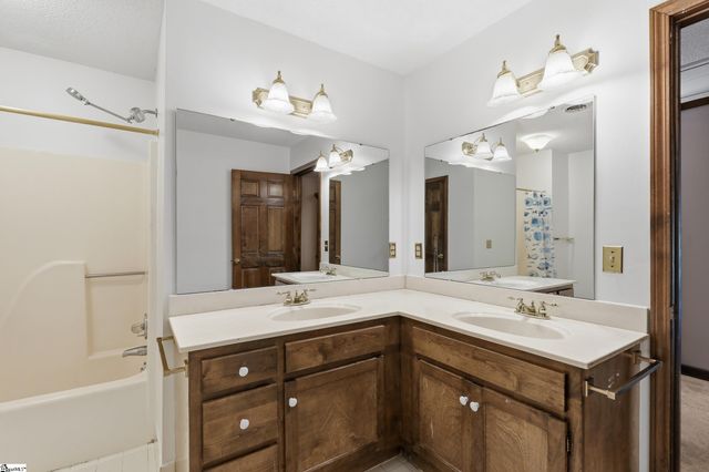 123 Sandpiper Lane, Greenville, SC 29607