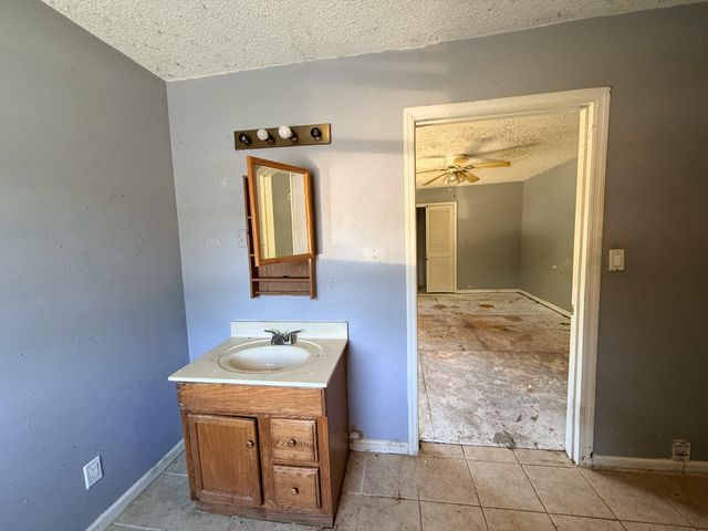 408 Chestnut Street, Lafayette, GA 30728