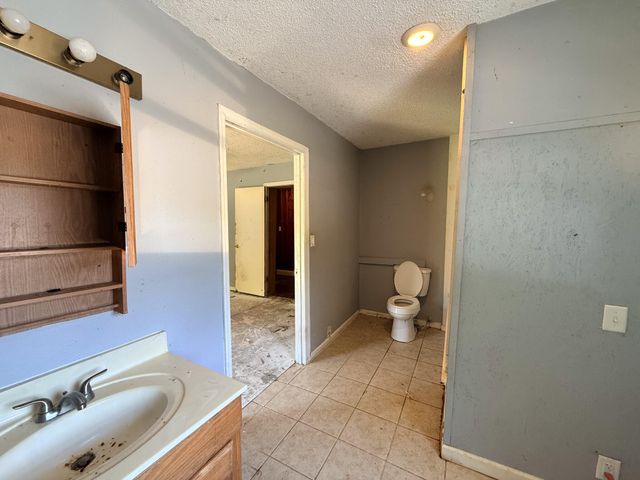 408 Chestnut Street, Lafayette, GA 30728